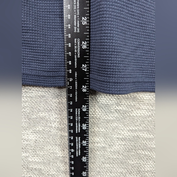 Rabbit Running Men's Large Blue Henley Thermal Long Sleeve Snap Front - Picture 9 of 9